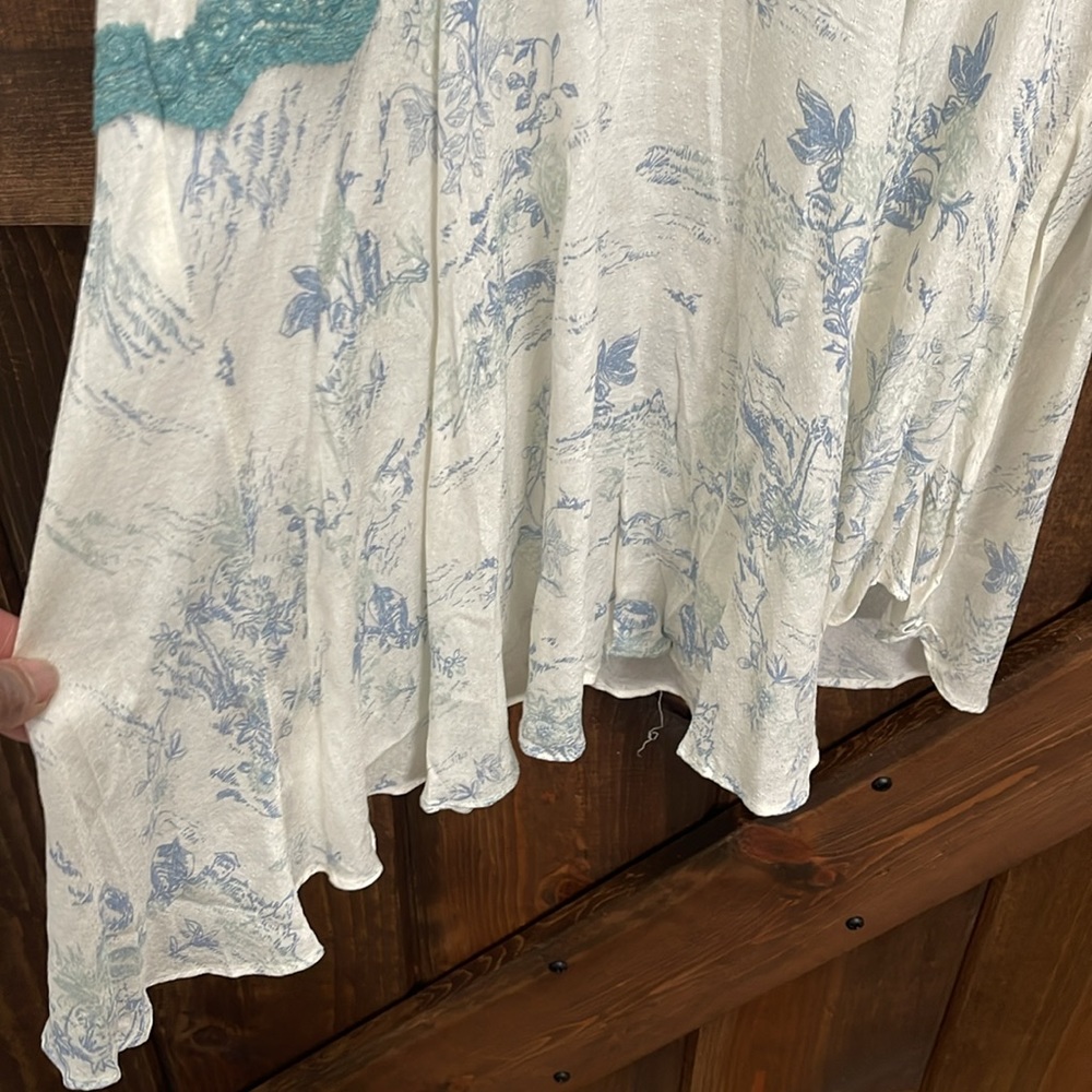 NWOT - FP Intimately Slip My Mind Printed Trapeze P2P: 19” Minor flaw - Picture 9 of 10